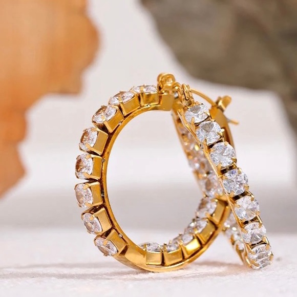 ◾️Luxury 18K Gold Plated Marquis 3A CZ Crystal Hoop Earrings - Picture 3 of 9